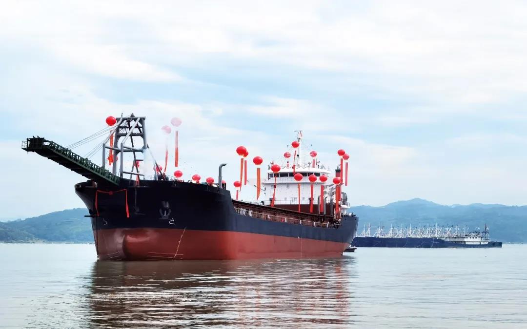 装配玉柴YC16VC双主机货船 装配玉柴YC16VC双主机货船